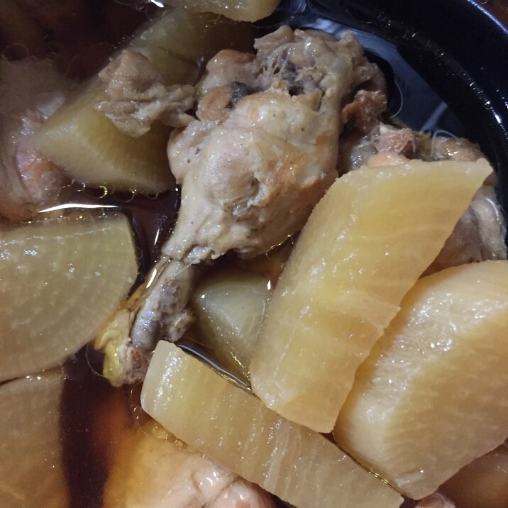 めんつゆ1つで簡単 圧力鍋で手羽元と大根の煮物 レシピ 作り方 By りらっくママ 楽天レシピ